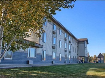1601 SW Reindeer Ave 1-2 Beds Apartment, Affordable for Rent - Photo Gallery 6