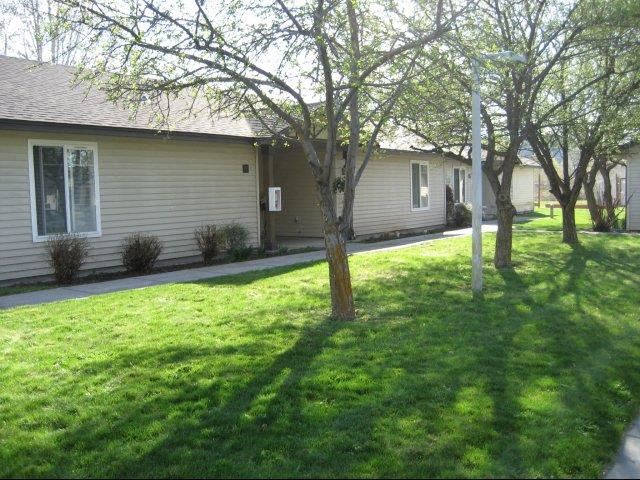 635 S. Main 1-2 Beds Apartment, Affordable for Rent - Photo Gallery 1