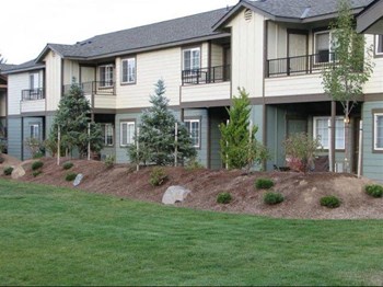 2017 NE Full Moon Drive 1-3 Beds Apartment, Affordable for Rent - Photo Gallery 3