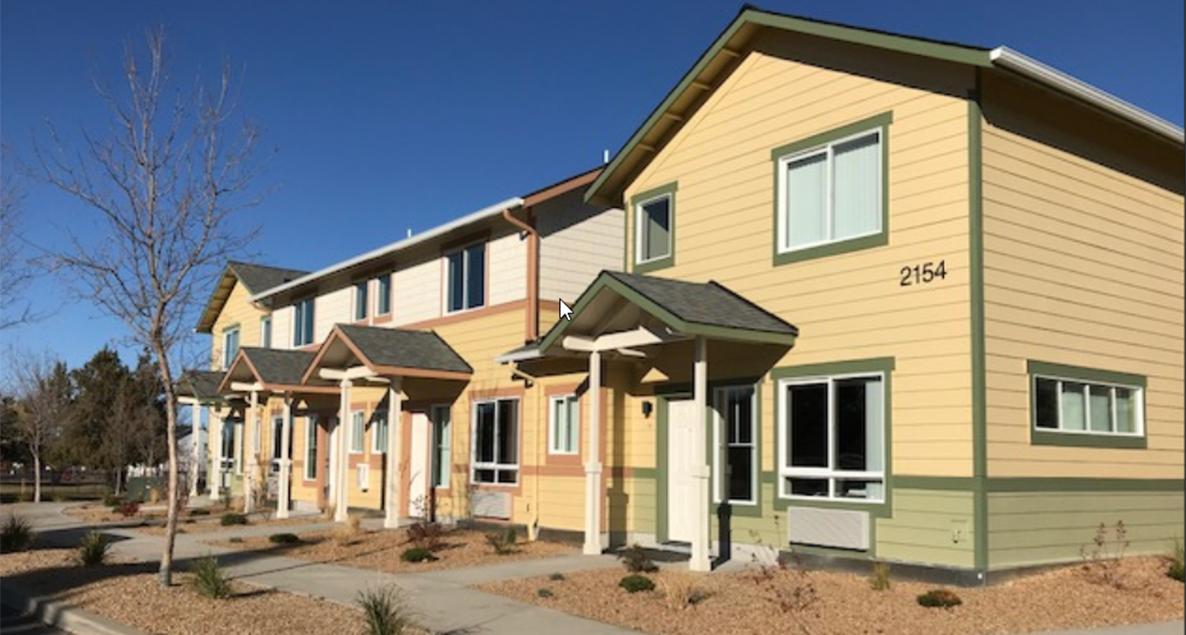 Moonlight Townhomes Apartments in Bend, OR