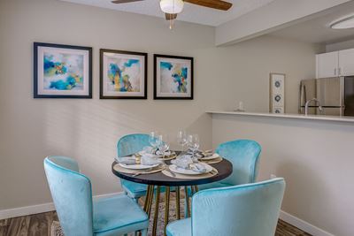Dining Room l Align Apartments in Federal Way WA