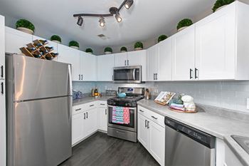 Pet Friendly Apartments In Aurora