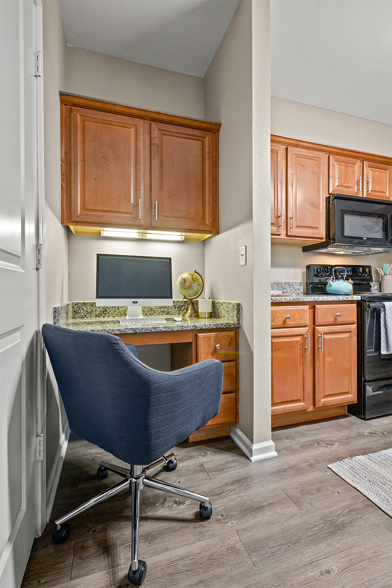 Riverstone Apartments, 8940 North Shannon Avenue, Kansas City, MO