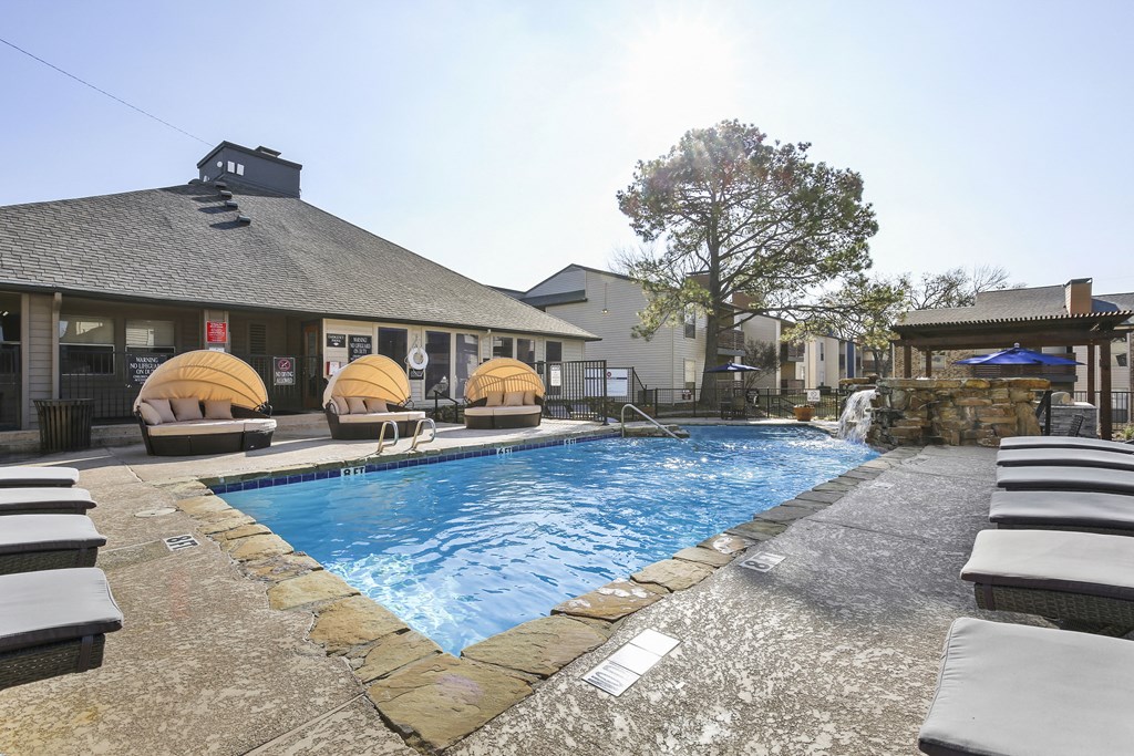 the swimming pool at the resort at governors residence