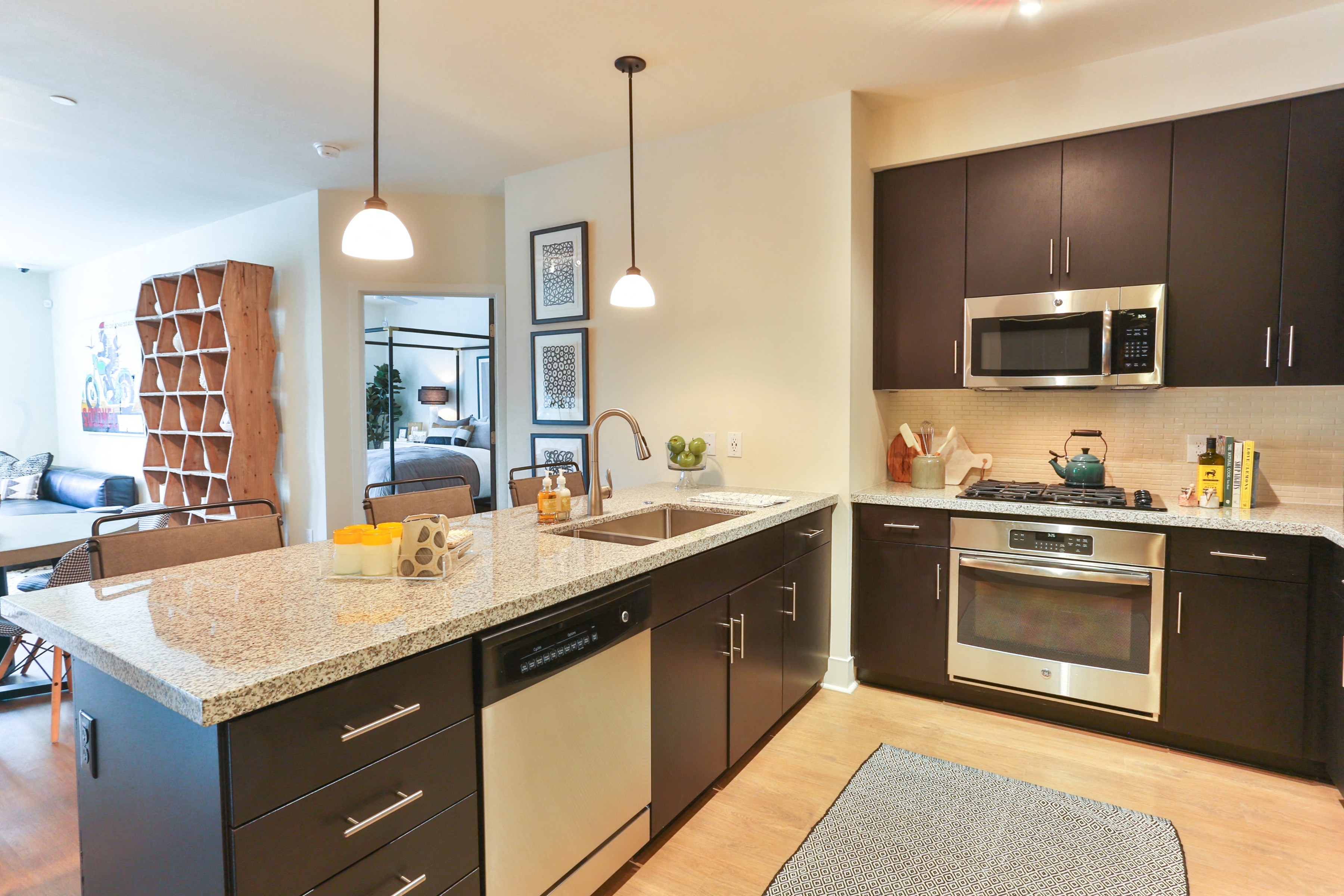 Avant Fashion Center Apartments 555 S Galleria Way Chandler Az Rentcafe