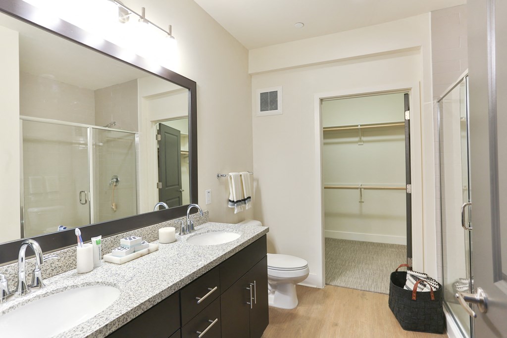 Master Closet at Fashion Center, Chandler