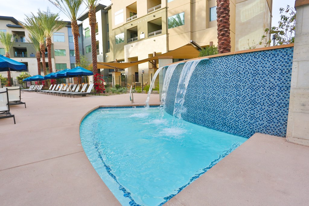 Resort Style Pool and Spa at Fashion Center, Chandler, Arizona