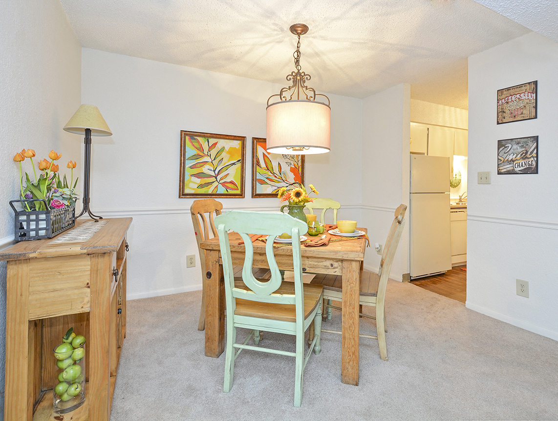 Classic Dining Room Style