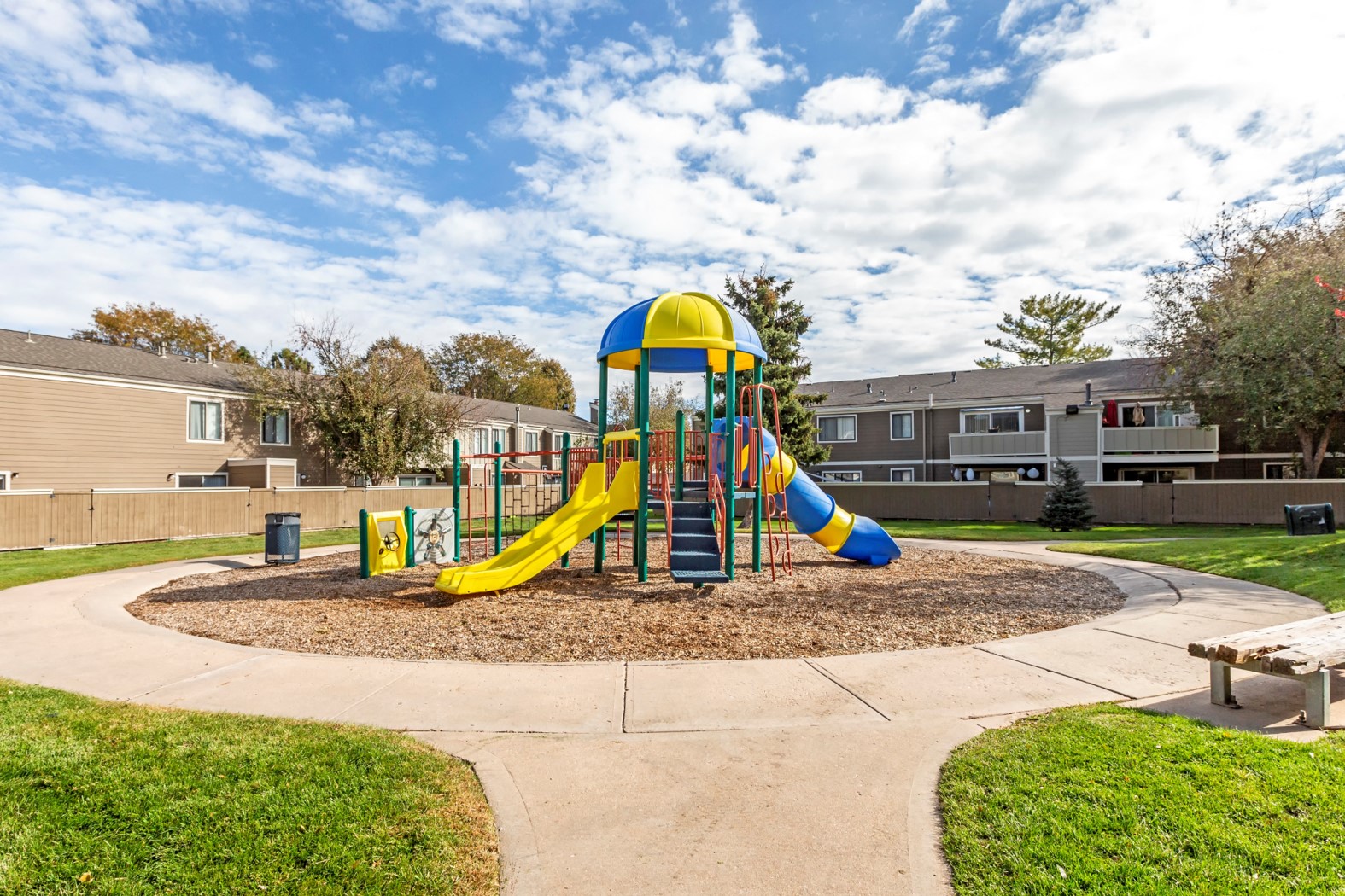 The Ranch at Bear Creek | Lakewood, CO Apartments & Townhomes | Playground