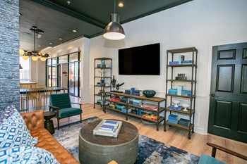 3201 1st Avenue 1-3 Beds Apartment for Rent - Photo Gallery 3