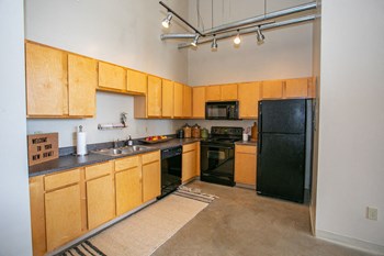 3201 1st Avenue 1-3 Beds Apartment for Rent - Photo Gallery 9