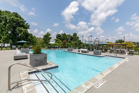 the swimming pool at the resort at governors crossing