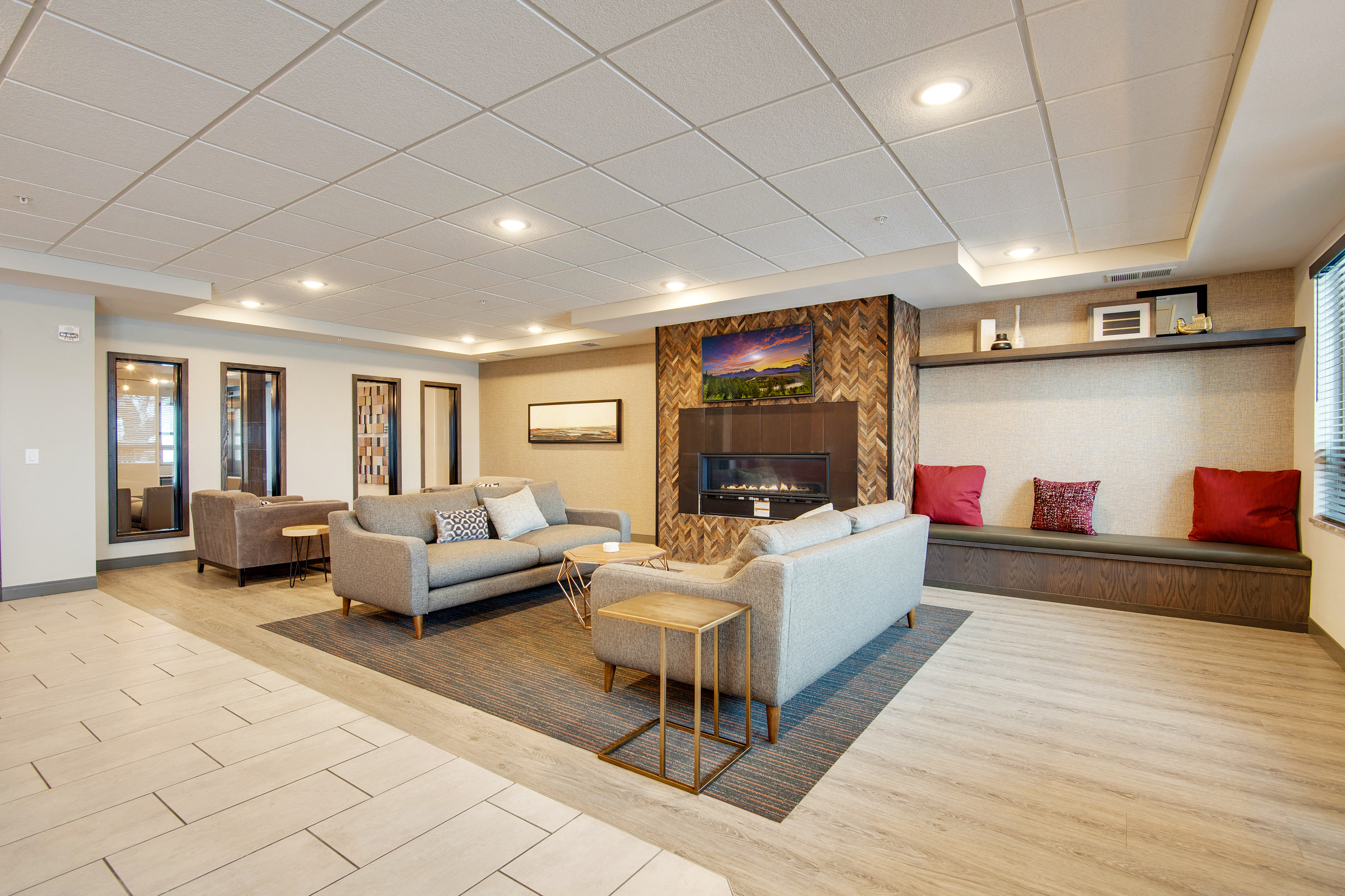 Clubroom with Catering Kitchen at TRIO @ southbridge, Shakopee, Minnesota 55379