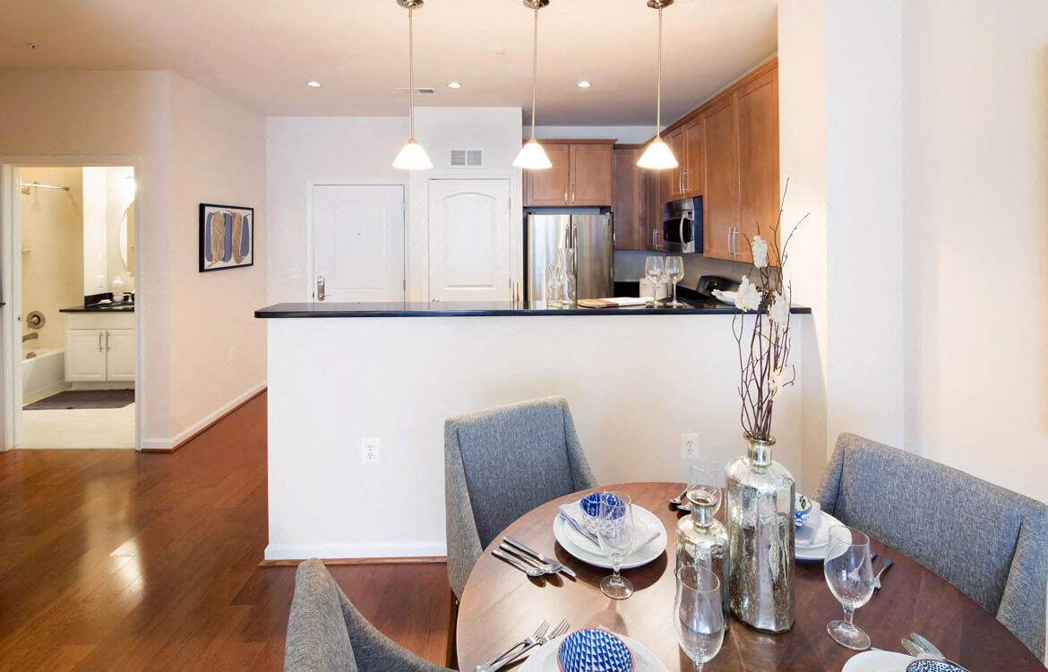 Dwell Vienna Metro Apartments 2975 Hunters Branch Rd