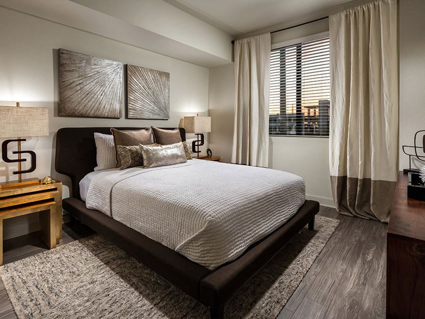 Bell Pasadena_Bedroom - Photo Gallery