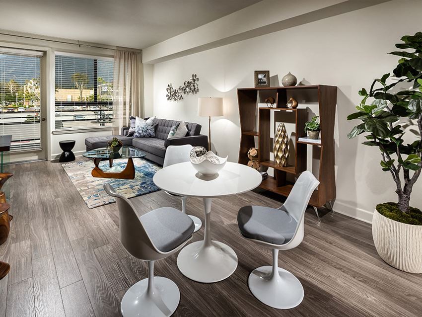 Bell Pasadena_Living Room - Photo Gallery