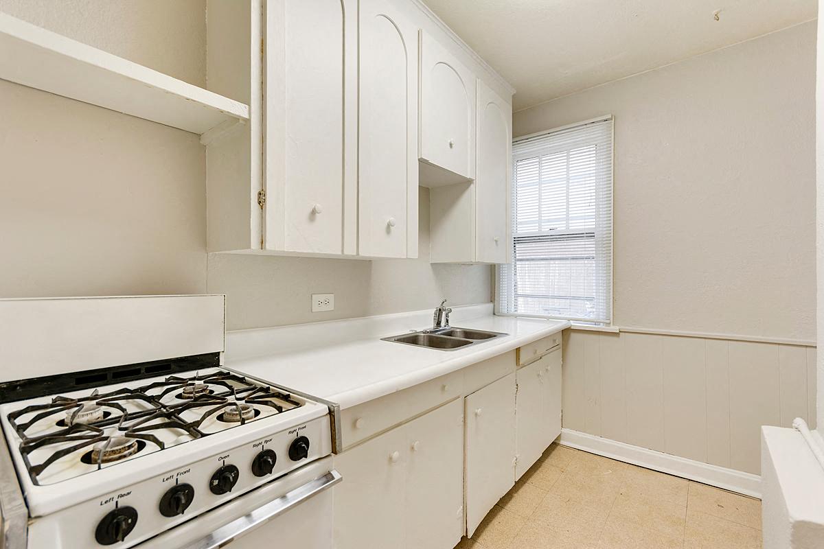 1270 Logan Apartments in Denver, CO