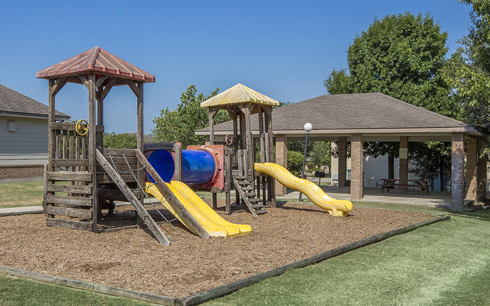playgrounds at the preserve at ballantyne commons