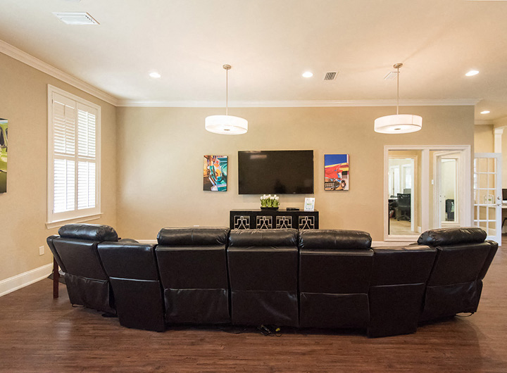 Yester Oaks Apartments, 146 Yester Oaks Drive, Mobile, AL