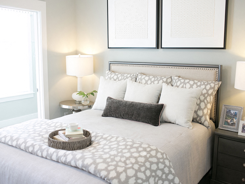 Meridian At Nichols Plaza