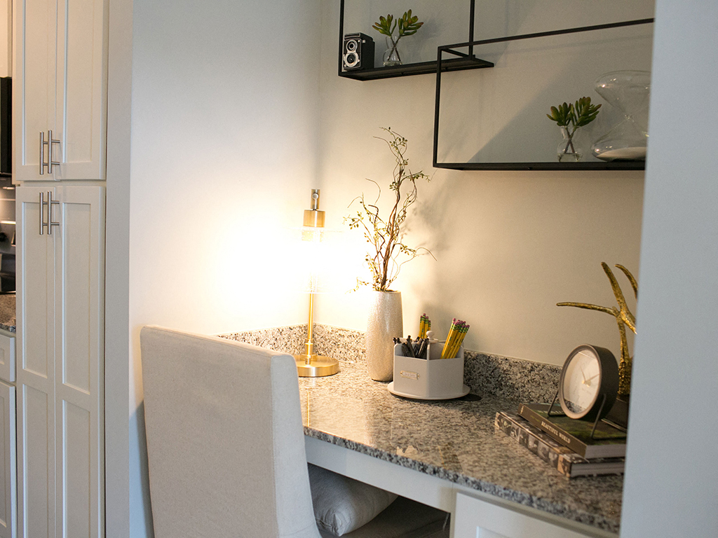 Meridian At Nichols Plaza