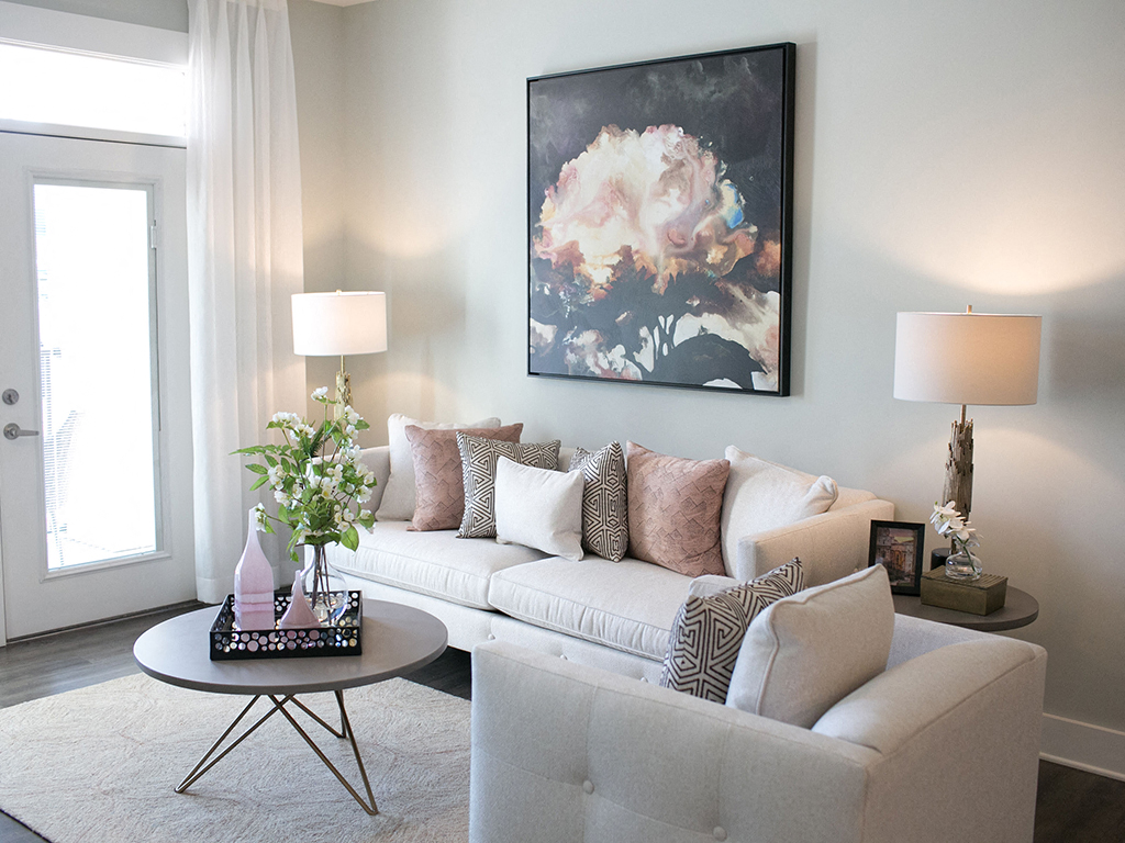 Meridian At Nichols Plaza