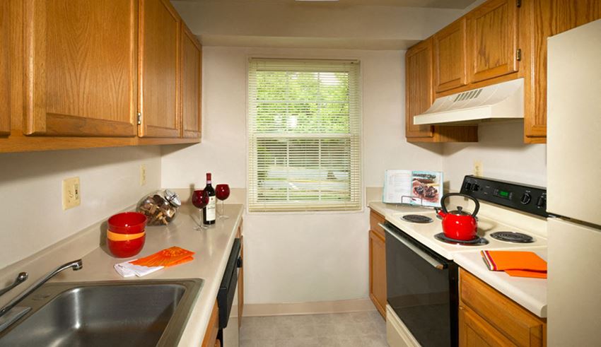 Well Equipped Kitchen Well Equipped Kitchen at The Fields of Falls Church, Falls Church, Virginia - Photo Gallery