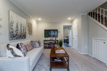 25 Pittston Circle 1-3 Beds Apartment, Townhouse for Rent - Photo Gallery 5