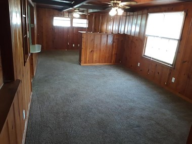 1809 North Mockingbird Lane 3 Beds Apartment for Rent