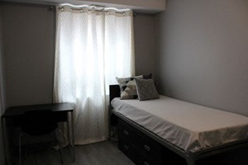325 Spruce St 4-5 Beds Student, Affordable for Rent - Photo Gallery 2
