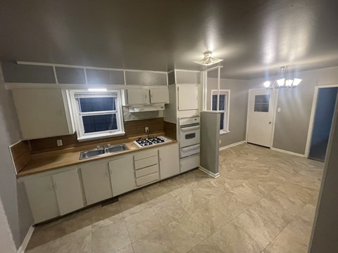 308 Presidio Drive 3 Beds Apartment for Rent