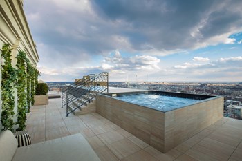 The Atlantic Rooftop Hot Tub - Photo Gallery 28