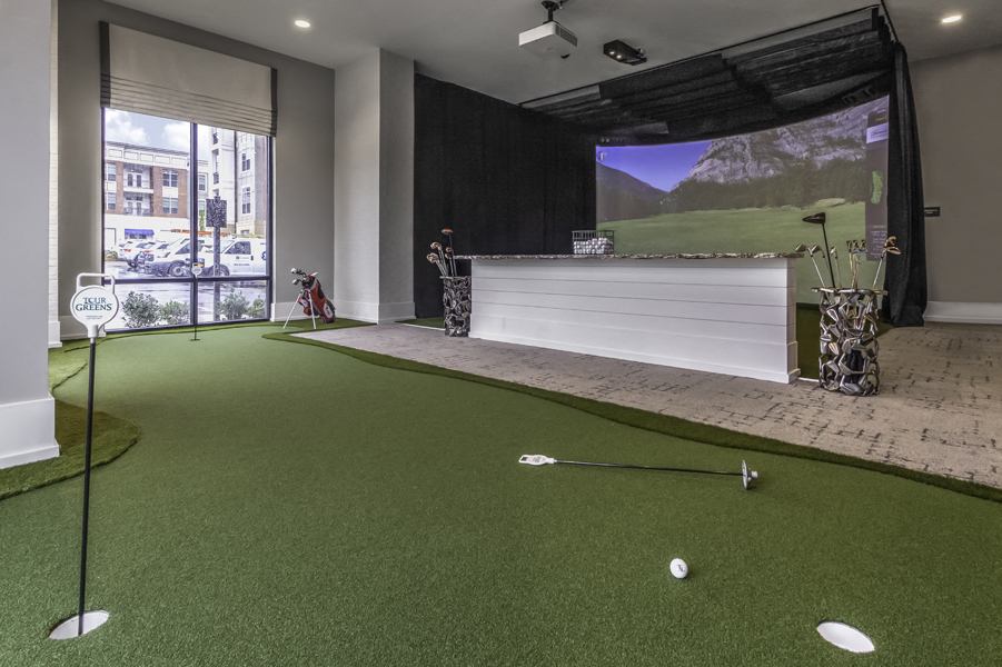 Mecklenburg County Apartments in South Charlotte - The Links Rea Farms - virtual golf