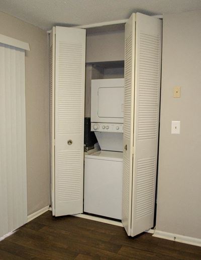 Bella Vista Apartmnewly renovated pet-friendly pet friendly apartments now leasing charlotteents renovated gastonia nc charlotte pet friendly pool playground affordable Bella Vista