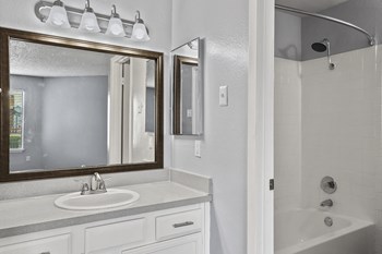 11600 Audelia Road 1-2 Beds Apartment for Rent - Photo Gallery 2
