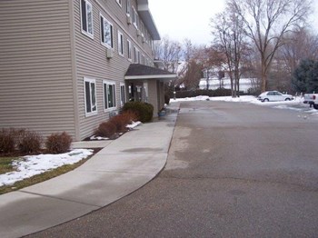 5306 W State St 1-2 Beds Apartment for Rent - Photo Gallery 5