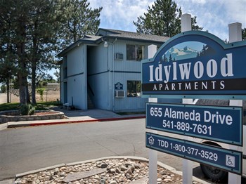 655 Alameda Dr 1 Bed Apartment for Rent - Photo Gallery 3