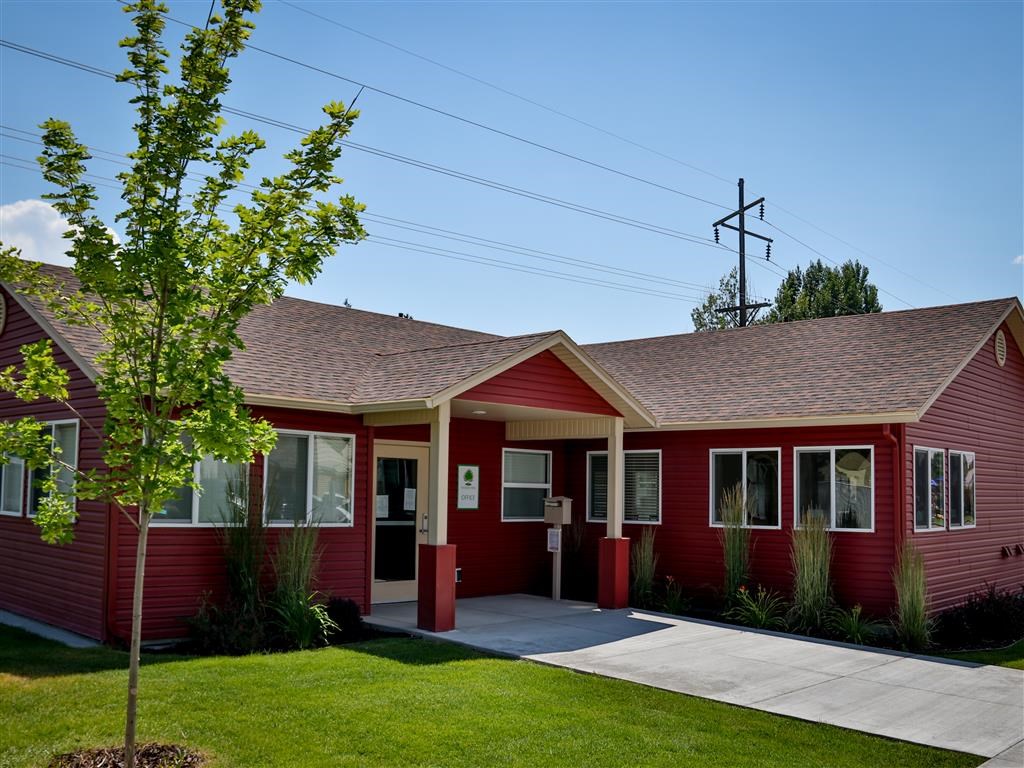 the building where the motel is located