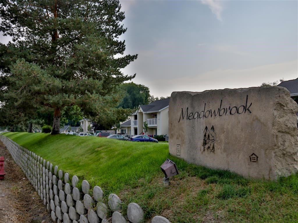 the building in which the apartment is located