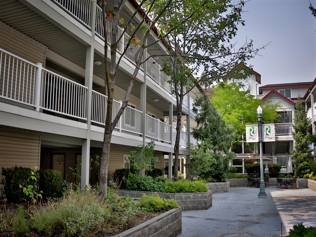 River Plaza Apartments Boise