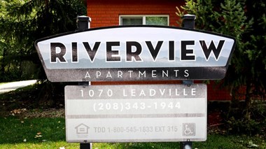 1070 S Leadville Ave 2 Beds Apartment for Rent Photo Gallery 1