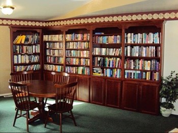 2945 Juniper Dr 1-2 Beds Apartment for Rent - Photo Gallery 10