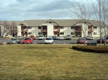 2945 Juniper Dr 1-2 Beds Apartment for Rent - Photo Gallery 3