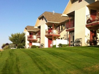 2945 Juniper Dr 1-2 Beds Apartment for Rent - Photo Gallery 4