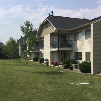 2945 Juniper Dr 1-2 Beds Apartment for Rent - Photo Gallery 7