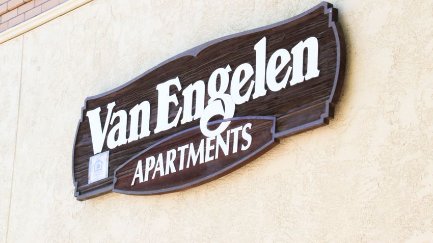 1307 1st St S 1 Bed Apartment for Rent - Photo Gallery