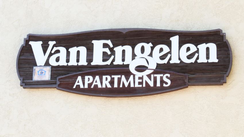 1307 1st St S 1 Bed Apartment for Rent - Photo Gallery