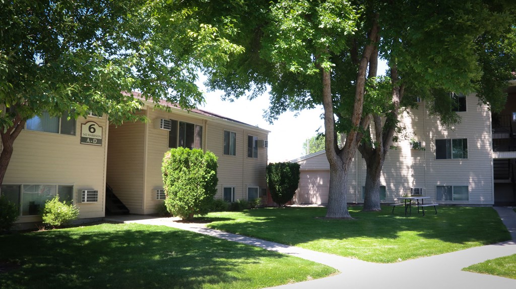 our apartment buildings are equipped with a walkway and grass