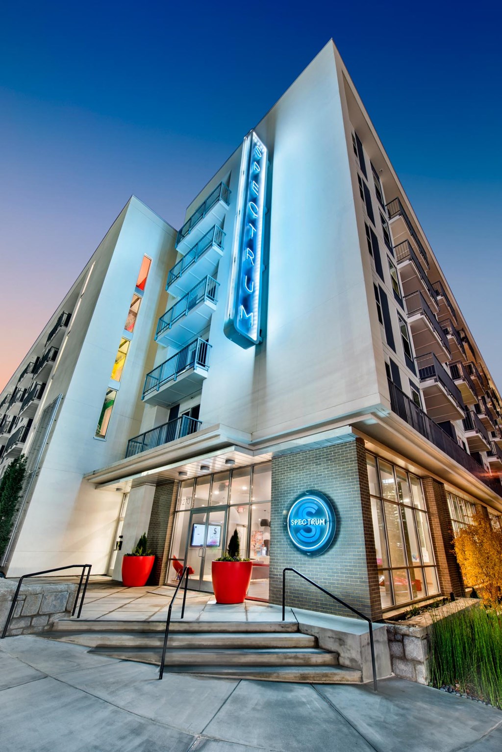 the building in which the hotel is located