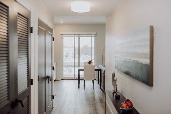 625 Bridge Street NW Studio-2 Beds Apartment for Rent - Photo Gallery 2